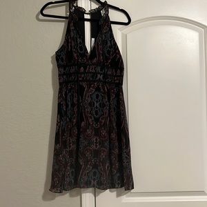 Halter dress with v front